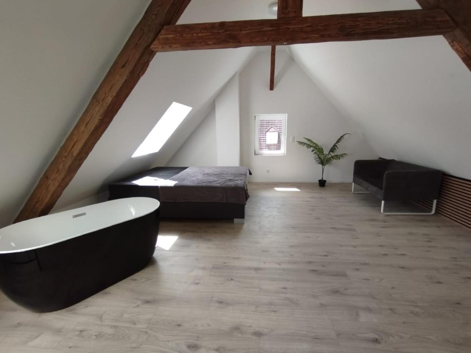 Loft Apartment Am Bahnhof Albstadt Eksteriør billede